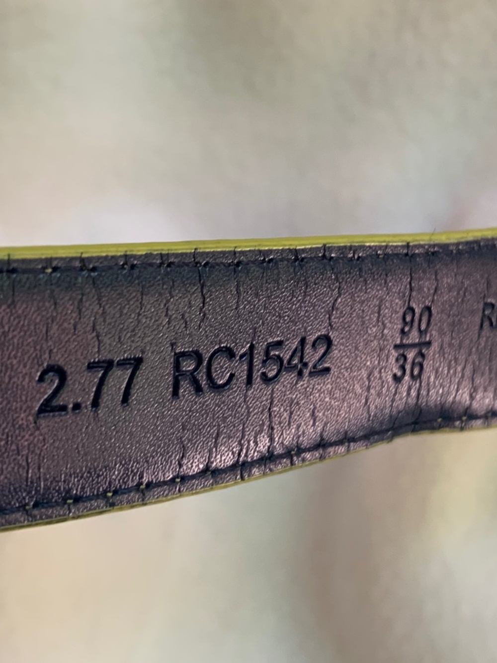 Vintage Lacoste Yellow-Green Leather Belt - Picture 12 of 12